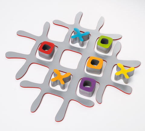 XOX! Share the Love from The Lynn Herring Artist Collection - Luxury board game. Award-winning product took Best in Market and Best Product at the 2022 NY NOW Gift show. A game with a mission - bring people together with art & fun to heal divisions.